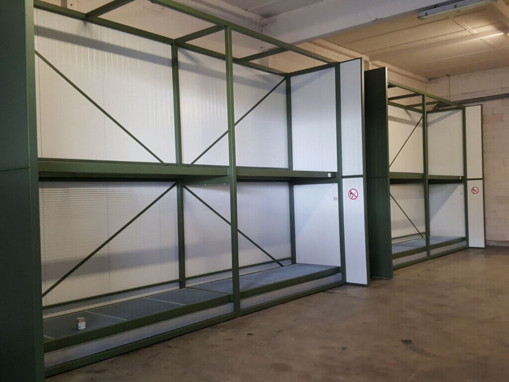 2 crossdocking voorzieningen voor Neele-Vat Logistics in Hoogvliet