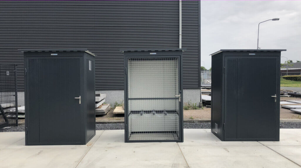 Drie gasflessenopslagsystemen voor Emgas B.V.