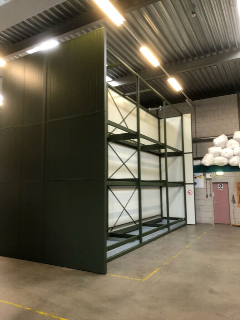 Dubbele crossdocking voorziening type K70-3 voor Special Cargo Services in Oude Meer