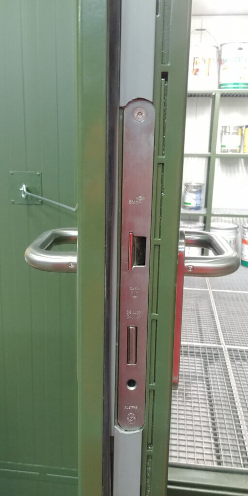 PGS-15 verfopslag voorzien van brandwerende deur EI-1 60 gecertificeerd