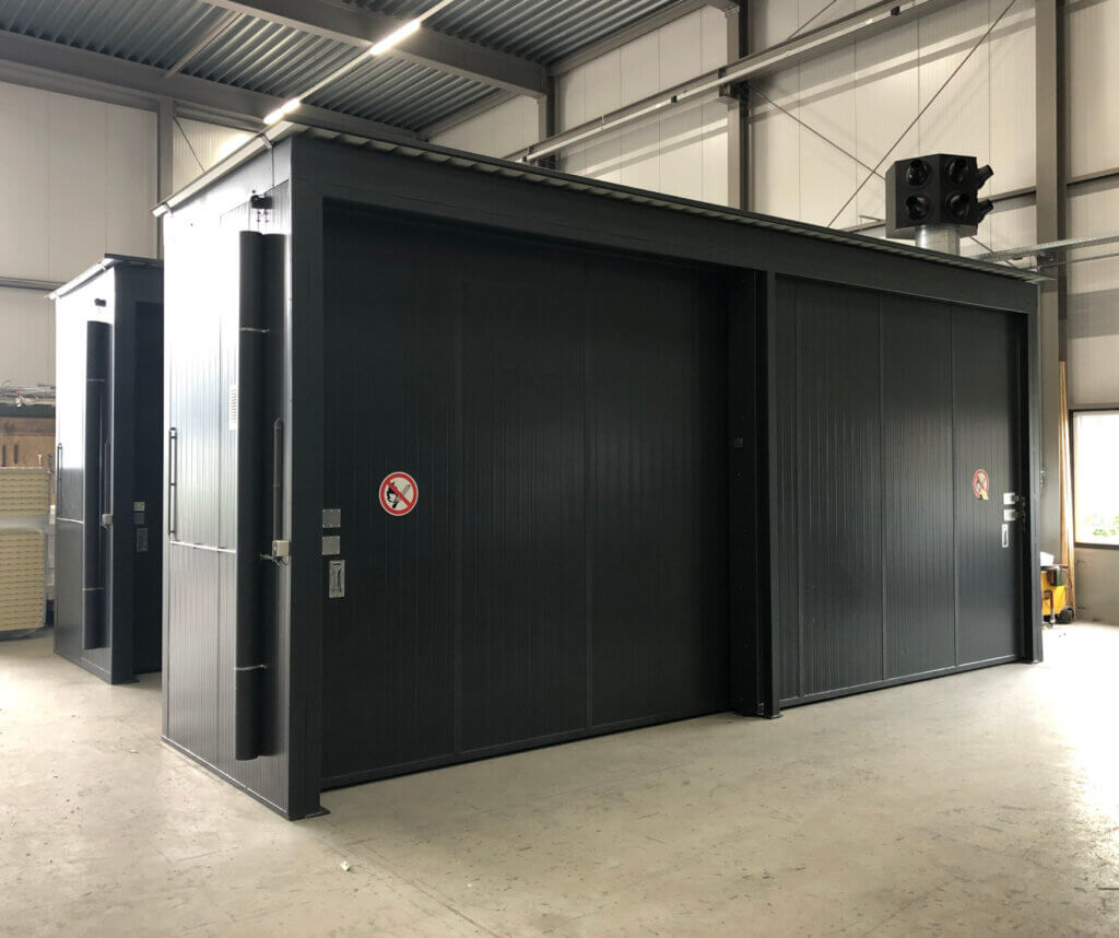 Twee K40 Blok Fireguard's voor LelyPharma